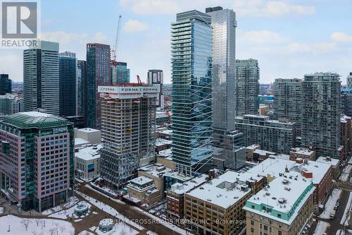 4401 - 224 King Street W, Toronto, ON - Outdoor With Facade