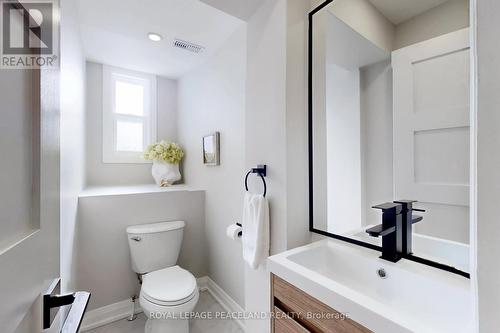 101 Marchmount Road, Toronto, ON - Indoor Photo Showing Bathroom
