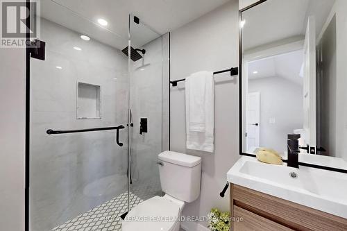 101 Marchmount Road, Toronto, ON - Indoor Photo Showing Bathroom