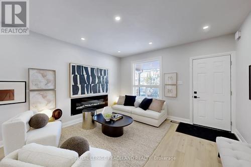 101 Marchmount Road, Toronto, ON - Indoor Photo Showing Living Room
