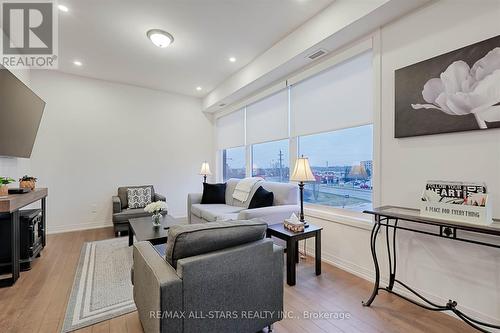 301 - 164 Cemetery Road, Uxbridge, ON - Indoor