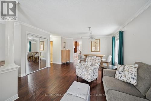 76 Kerfoot Street, Georgina, ON - Indoor Photo Showing Living Room