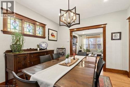 22 Mill Street, Hamilton, ON - Indoor Photo Showing Dining Room