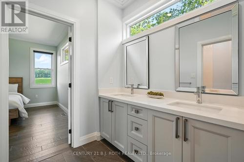 3510 Brennan Line W, Severn, ON - Indoor Photo Showing Bathroom