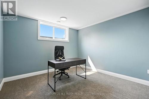 3510 Brennan Line W, Severn, ON - Indoor Photo Showing Office