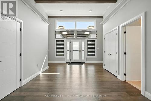 3510 Brennan Line W, Severn, ON - Indoor Photo Showing Other Room