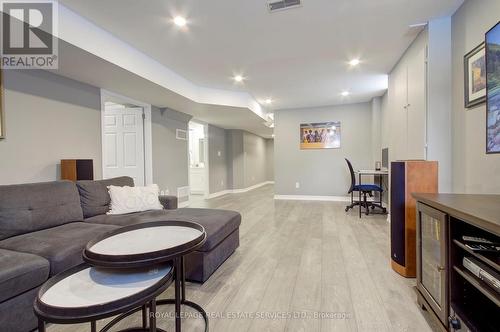 2275 Littondale Lane, Oakville, ON - Indoor