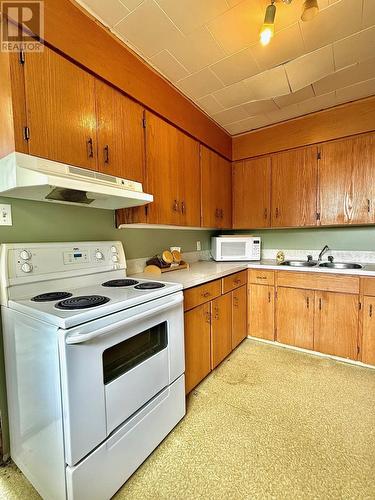 5 Old Mill Road, Clarenville, NL - Indoor Photo Showing Kitchen