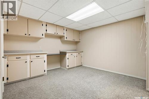 3217 6Th Avenue N, Regina, SK - Indoor