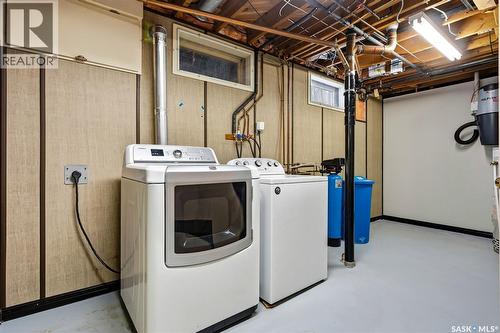 3217 6Th Avenue N, Regina, SK - Indoor Photo Showing Laundry Room