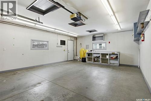 3217 6Th Avenue N, Regina, SK - Indoor Photo Showing Garage