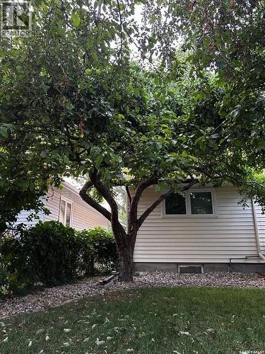 3217 6Th Avenue N, Regina, SK - Outdoor