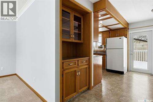 3217 6Th Avenue N, Regina, SK - Indoor