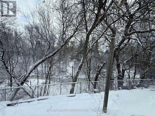 509 Arnhem Drive, Oshawa, ON - Outdoor