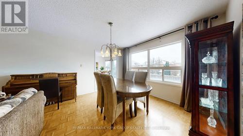 86 Petermann Street, Aurora, ON - Indoor Photo Showing Dining Room