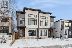 2818 30 Street SW  Calgary, AB T3E 2M5