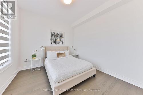 2168 Postmaster Drive, Oakville, ON - Indoor Photo Showing Bedroom