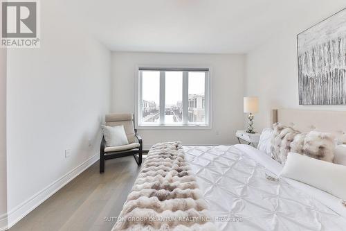 2168 Postmaster Drive, Oakville, ON - Indoor Photo Showing Bedroom