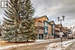 318, 25 Richard Place SW  Calgary, AB T3E 7N1