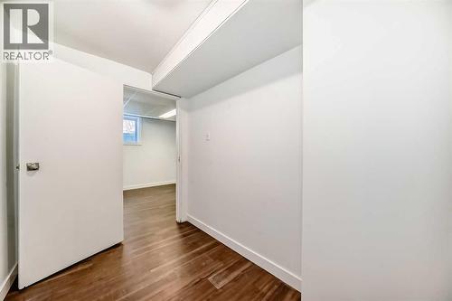 60 Erin Mount Crescent Se, Calgary, AB - Indoor Photo Showing Other Room