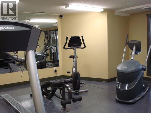 1500 Mcdonald Avenue Unit# 122, Fernie, BC - Indoor Photo Showing Gym Room