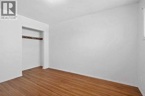 44 Winslow Crescent Sw, Calgary, AB - Indoor Photo Showing Other Room