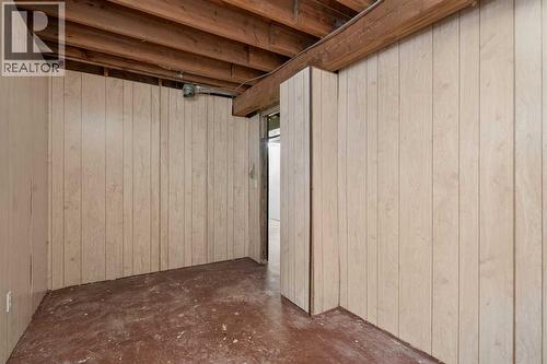 44 Winslow Crescent Sw, Calgary, AB - Indoor Photo Showing Basement