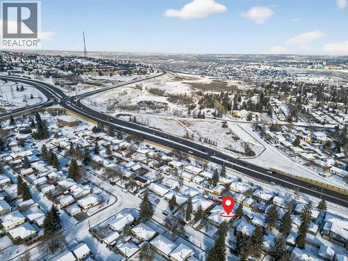 44 Winslow Crescent Sw, Calgary, AB - Outdoor With View