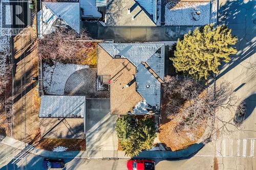 7431 5 Street Sw, Calgary, AB - Outdoor