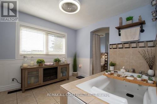 1412 7A Highway, Kawartha Lakes (Manvers), ON - Indoor