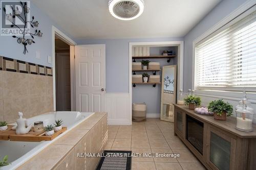 1412 7A Highway, Kawartha Lakes (Manvers), ON - Indoor