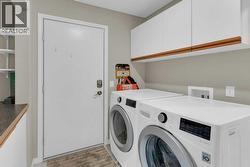 Laundry room Main Floor - 