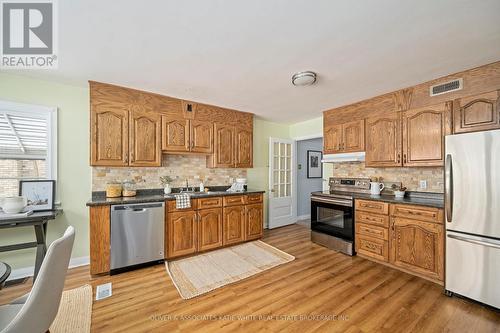 420 Riverside Drive, London North (North N), ON - Indoor Photo Showing Kitchen With Stainless Steel Kitchen