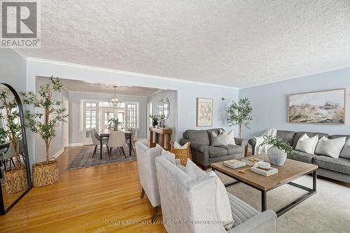 420 Riverside Drive, London North (North N), ON - Indoor Photo Showing Living Room