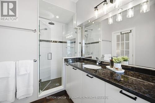 24 Joymar Drive, Mississauga, ON - Indoor Photo Showing Bathroom