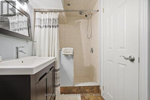 24 Joymar Drive, Mississauga, ON - Indoor Photo Showing Bathroom