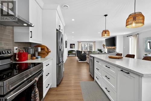 44 Bond Road, Whitbourne, NL - Indoor Photo Showing Kitchen With Upgraded Kitchen