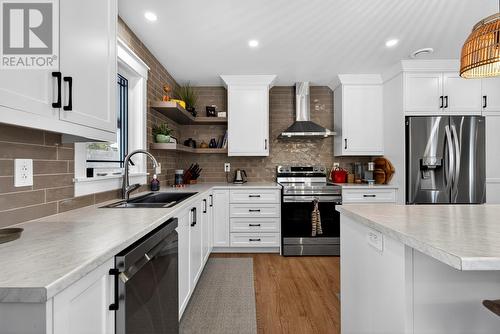 44 Bond Road, Whitbourne, NL - Indoor Photo Showing Kitchen With Double Sink