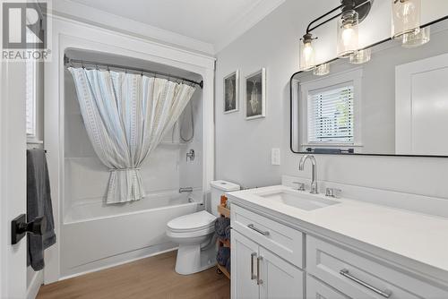44 Bond Road, Whitbourne, NL - Indoor Photo Showing Bathroom