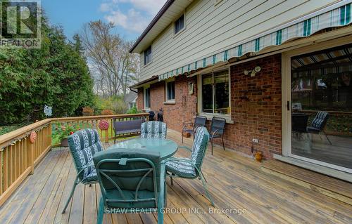 32 Brookview Court, Kitchener, ON - Outdoor With Deck Patio Veranda With Exterior