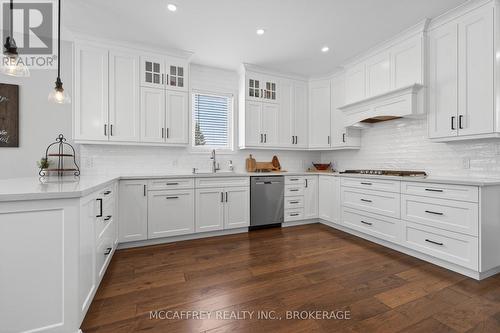 806 County Rd 1, Stone Mills (Stone Mills), ON - Indoor Photo Showing Kitchen With Upgraded Kitchen