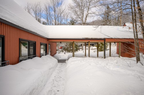 Piscine - 206-305 Ch. Des Faîtières, Piedmont, QC - Outdoor