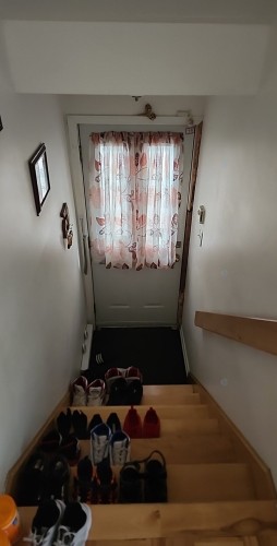 Hall d'entrée/Vestibule - 1718 Rue Notre-Dame-De-Fatima, Laval (Pont-Viau), QC - Indoor Photo Showing Other Room