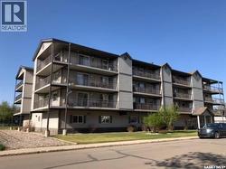 205 701 Henry STREET  Estevan, SK S4A 2B7