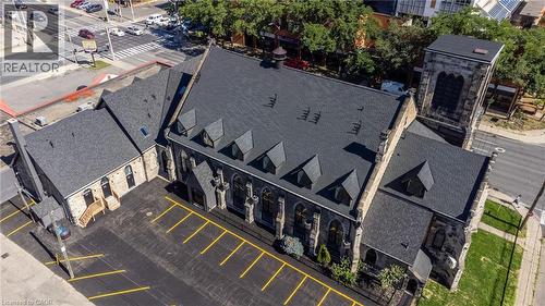 16 West Avenue S, Hamilton, ON - Outdoor