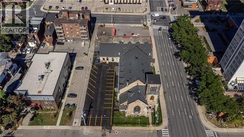 16 West Avenue S, Hamilton, ON - Outdoor