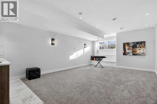 124 26 Avenue Ne, Calgary, AB - Indoor Photo Showing Other Room