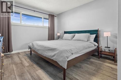 136 Parkglen Crescent Se, Calgary, AB - Indoor Photo Showing Bedroom