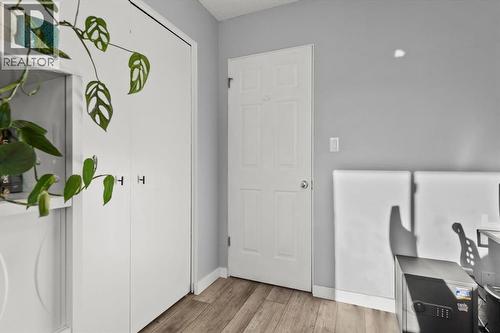 136 Parkglen Crescent Se, Calgary, AB - Indoor Photo Showing Other Room