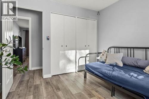 136 Parkglen Crescent Se, Calgary, AB - Indoor Photo Showing Bedroom